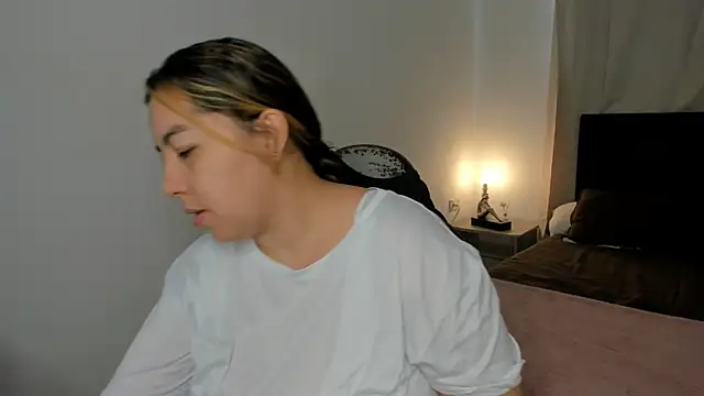 brithany olson25 online show from 04/11/26, 01:59