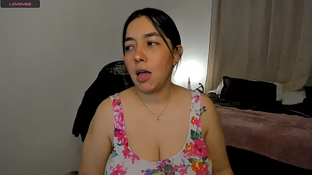 brithany olson25 online show from 11/09/25, 02:48