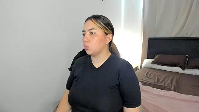 brithany olson25 online show from 04/02/26, 09:43