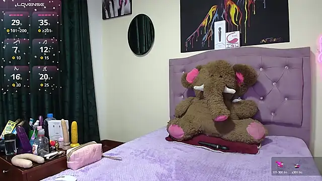 Emmie Hot online show from 03/20/26, 11:44