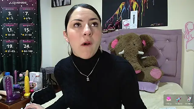 Emmie Hot online show from 11/26/25, 12:05