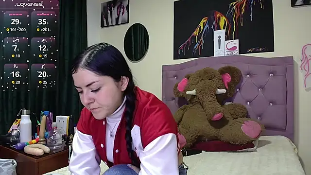 Emmie Hot online show from 03/07/26, 11:59