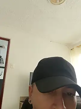 Diegosavage3 online show from 02/19/25, 09:03