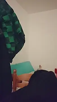 SweetyNinaOff1 online show from 10/26/25, 05:41