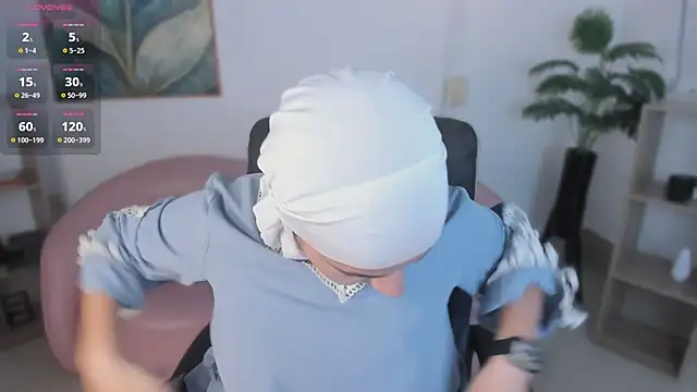 Ayha khalaf online show from 10/26/25, 01:17