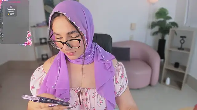 Ayha khalaf online show from 01/15/26, 01:42