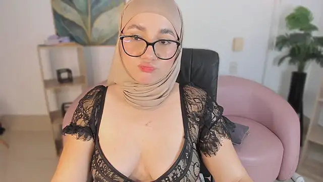 Ayha khalaf online show from 01/11/26, 02:18