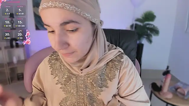Snapshot of Ayha_khalaf chatting on 09/22/25, 01:44 Ayha khalaf online show from 09/22/25, 01:44