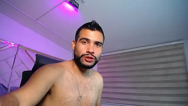 luxurycoupl online show from 09/15/25, 03:29