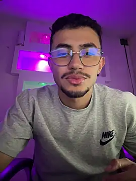 Thonny-becker online show from 04/25/26, 11:46