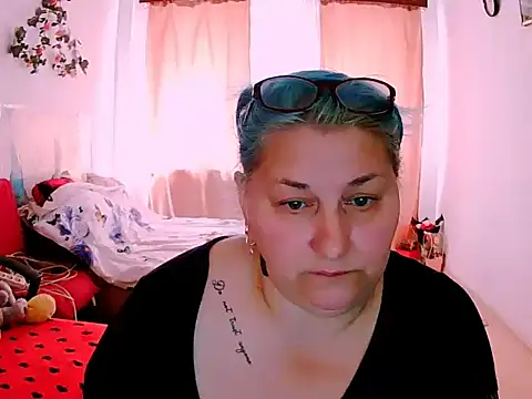 Snapshot of Marryllunax chatting on 04/16/26, 09:21 Marryllunax online show from 04/16/26, 09:21