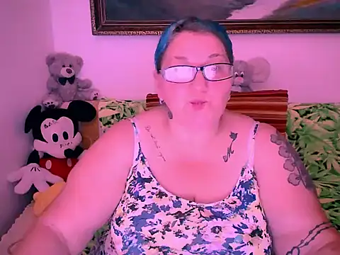 Snapshot of Marryllunax chatting on 10/09/25, 07:58 Marryllunax online show from 10/09/25, 07:58