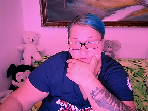 Snapshot of Marryllunax chatting on 10/07/25, 07:37 Marryllunax online show from 10/07/25, 07:37