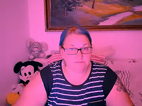 Snapshot of Marryllunax chatting on 09/13/25, 07:25 Marryllunax online show from 09/13/25, 07:25