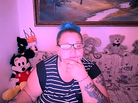 Snapshot of Marryllunax chatting on 09/14/25, 07:14 Marryllunax online show from 09/14/25, 07:14