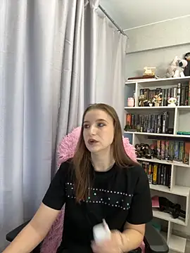 LillyFan-X online show from 09/12/25, 04:34