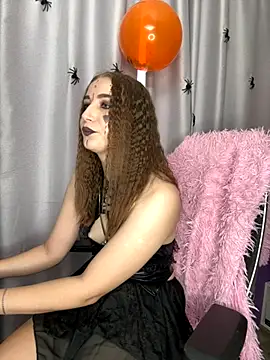 LillyFan-X online show from 10/24/25, 04:44