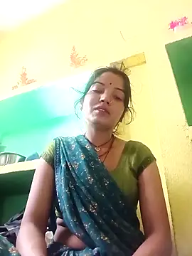 Bhuvi Bedi online show from 02/26/25, 11:52