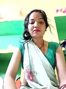 Bhuvi Bedi online show from 02/18/25, 10:47