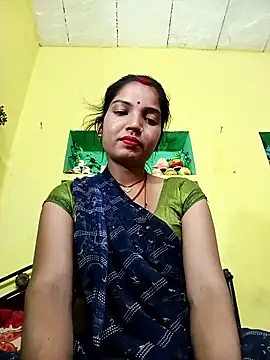 Bhuvi Bedi online show from 03/04/25, 12:33