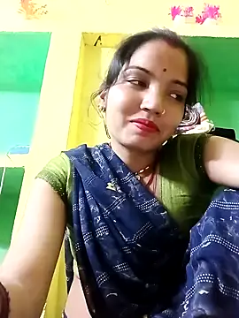 Bhuvi Bedi online show from 02/13/25, 03:14