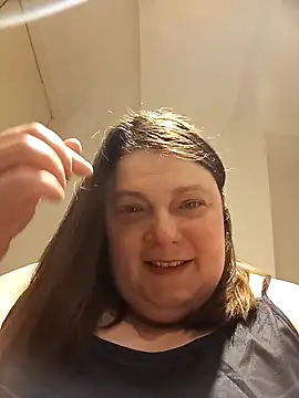 HotHornyEmmaX online show from 03/21/26, 03:52