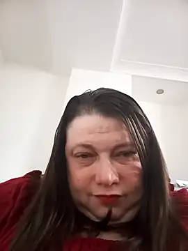 HotHornyEmmaX online show from 04/16/26, 06:30