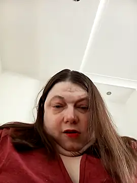 HotHornyEmmaX online show from 04/10/26, 11:06