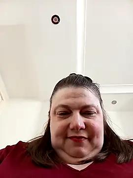 HotHornyEmmaX online show from 04/23/26, 11:38