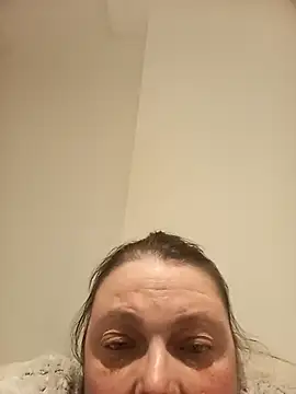 HotHornyEmmaX online show from 11/21/25, 08:19