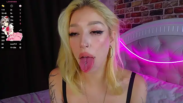 SallyCha online show from 10/03/25, 05:20