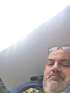 Snapshot of koko_boss chatting on 02/19/26, 12:13 koko boss online show from 02/19/26, 12:13