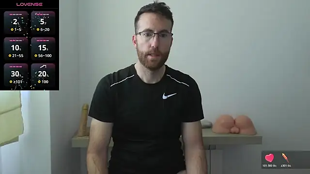 Snapshot of machohiberiko chatting on 12/18/25, 08:52 machohiberiko online show from 12/18/25, 08:52