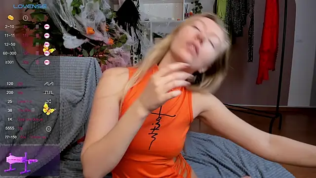 Rachel Rut online show from 10/20/25, 04:14