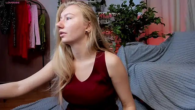 Rachel Rut online show from 10/07/25, 04:24