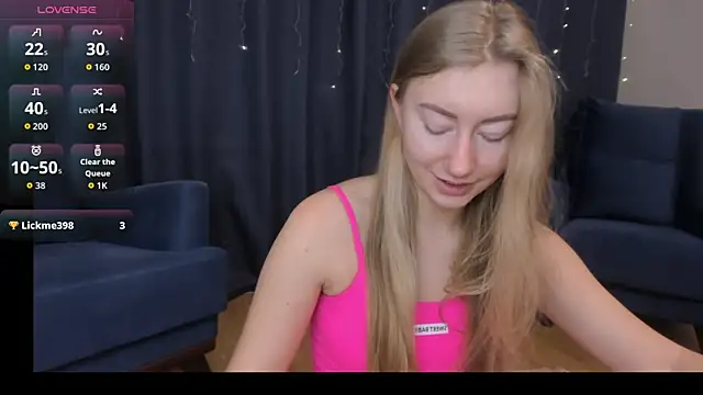 Snapshot of Rachel_Rut chatting on 12/21/25, 04:25 Rachel Rut online show from 12/21/25, 04:25