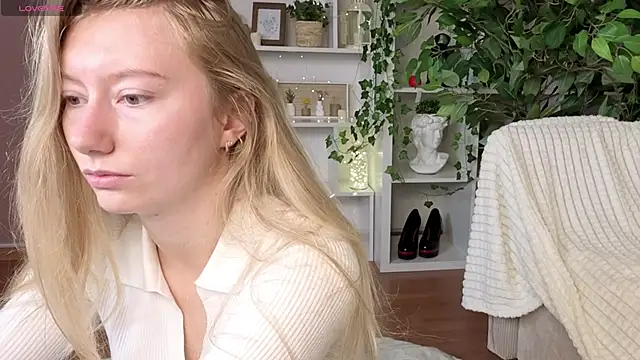 Rachel Rut online show from 09/23/25, 04:19