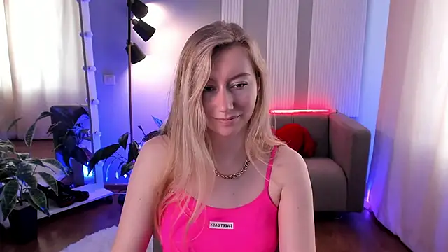 Rachel Rut online show from 03/18/25, 08:39