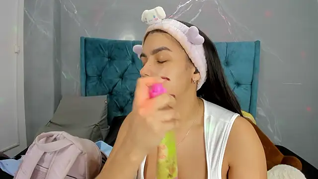 Snapshot of fierygroup chatting on 02/04/26, 12:16 fierygroup online show from 02/04/26, 12:16