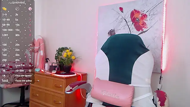 Snapshot of MarthaSimons chatting on 07/07/26, 04:15 MarthaSimons online show from 07/07/26, 04:15