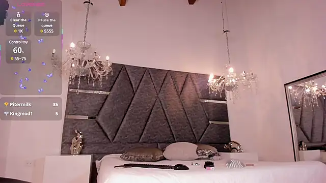 Snapshot of CattalinaStorm_ chatting on 03/19/25, 10:53 CattalinaStorm online show from 03/19/25, 10:53