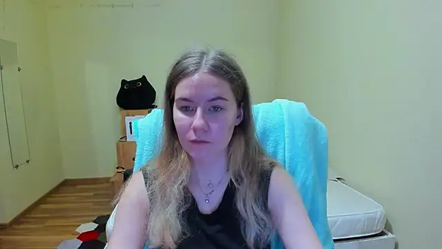 EmilyPaw online show from 03/10/25, 06:34