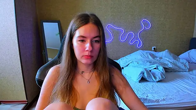 EmilyPaw online show from 02/24/26, 09:21