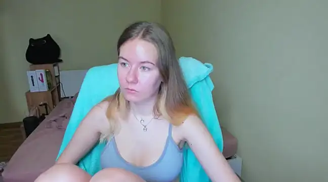 EmilyPaw online show from 03/16/25, 07:37