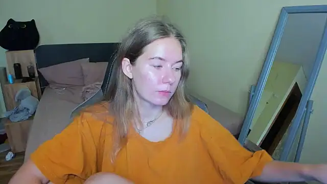 EmilyPaw online show from 09/20/25, 09:14