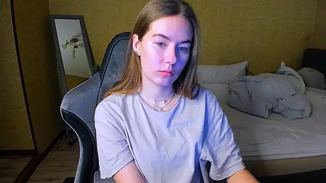 EmilyPaw online show from 02/11/26, 03:34