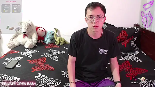 Tina 4 Charlie online show from 10/22/25, 03:00