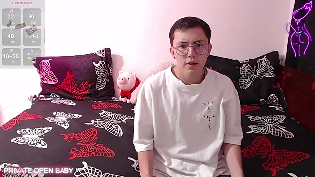 Tina 4 Charlie online show from 10/24/25, 11:53