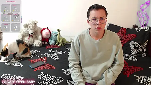 Tina 4 Charlie online show from 10/21/25, 12:15