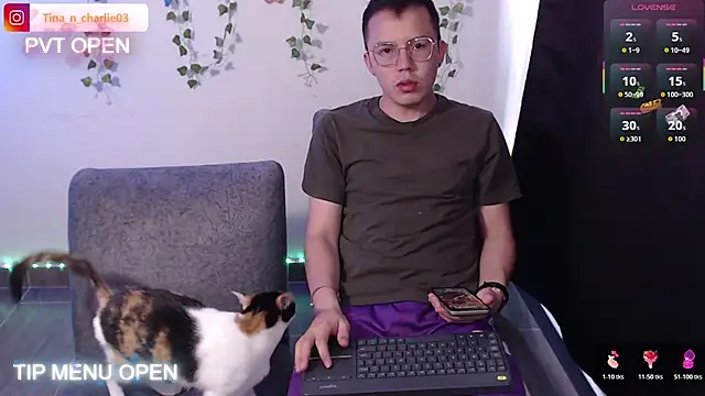 Tina 4 Charlie online show from 05/14/26, 02:58